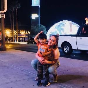 Meet your Posher, Lizz